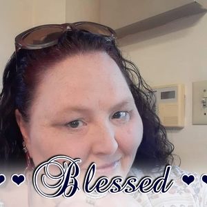 Meet your Posher, Christie butterfly-diva